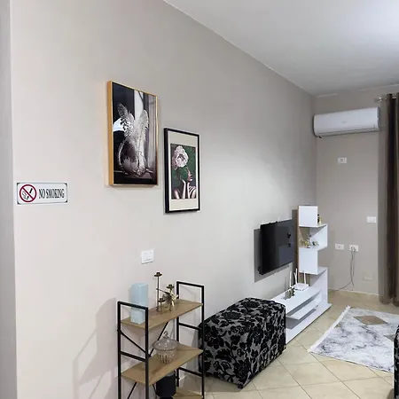 Epistay Cozy Near The * Durrës